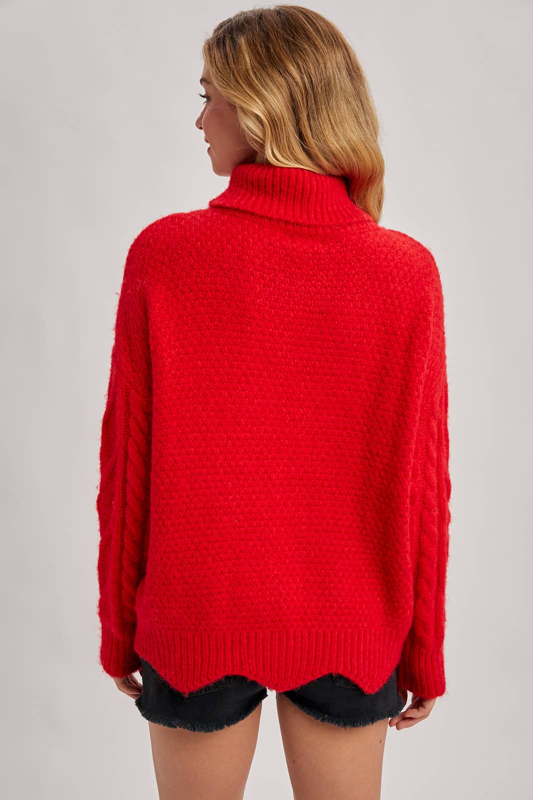 TURTLE NECK SWEATER